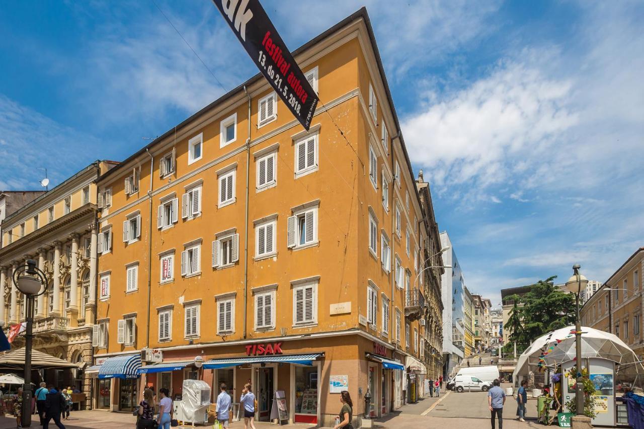 Apartment Juna Риека Экстерьер фото